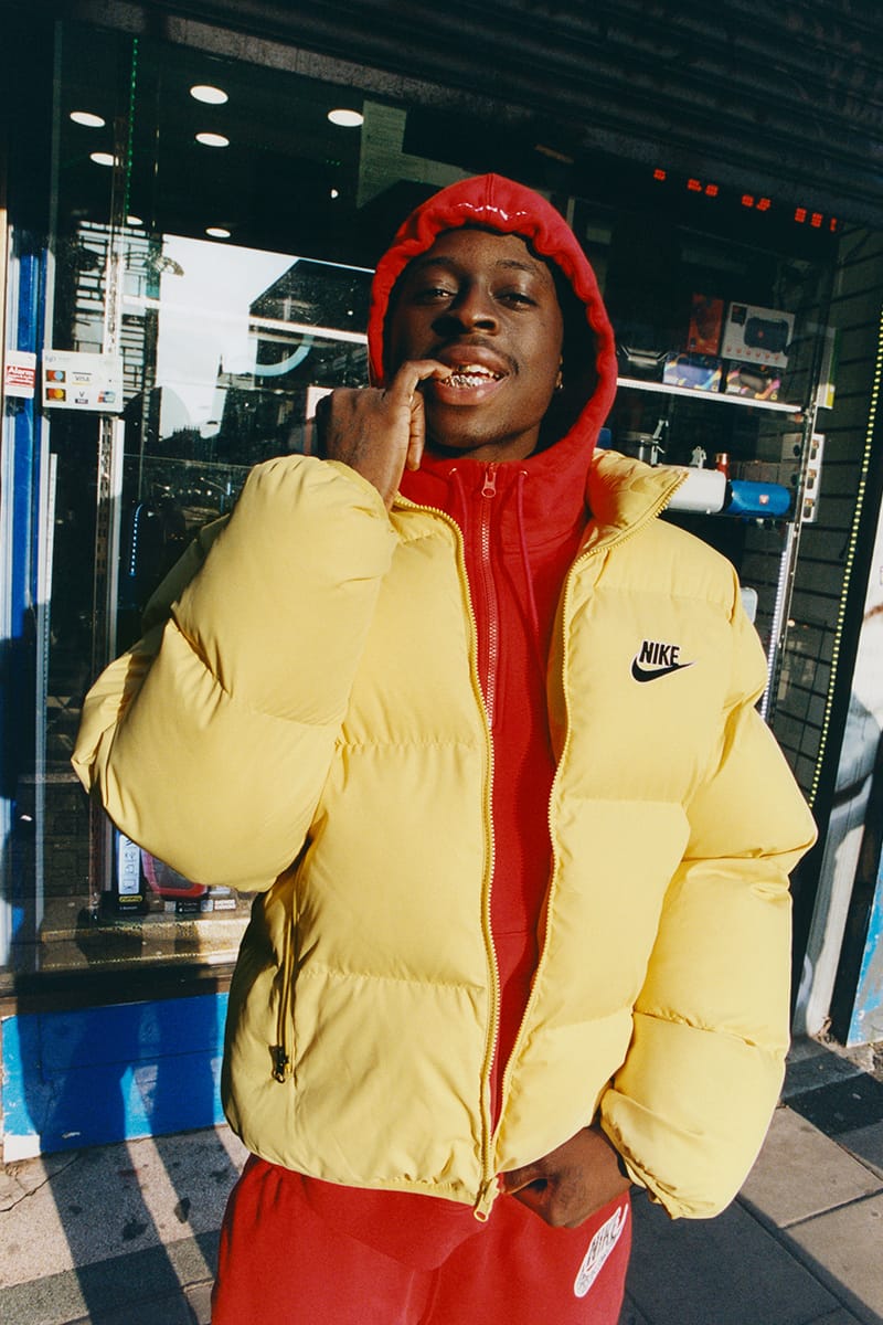 Nike yellow cheap puffer jacket