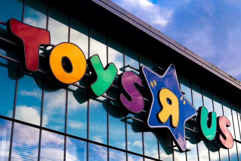 Toys r us sales reopening new name