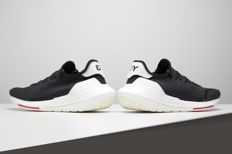 Y3 yohji run trainers on sale black