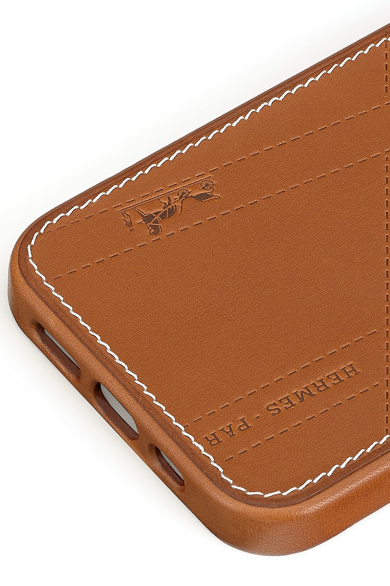 Hermès Releases $625 Bolduc Apple iPhone 12 Case | Hypebeast