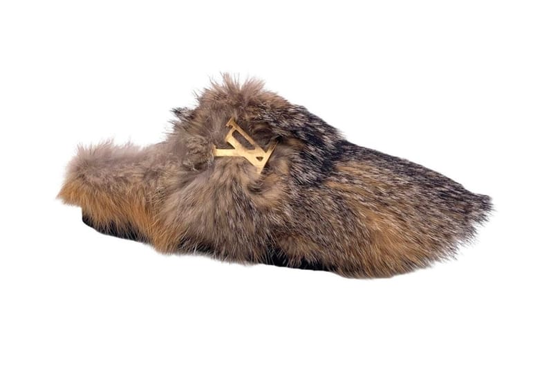 Louis vuitton store slippers with fur