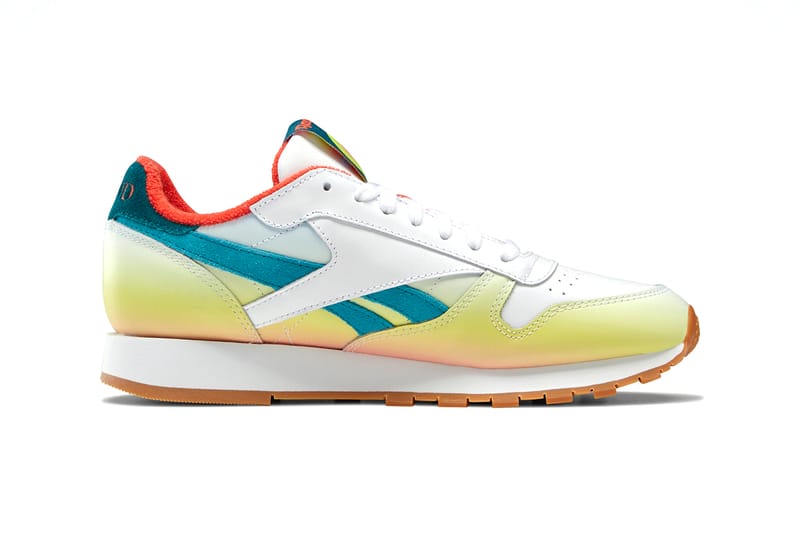 REEBOK★CLASSIC LEATHER★ELECTRIC FLASH★蛍光イエロー系 Reebok Classic Leather Elefla Neon Green Faux Leather Shoes