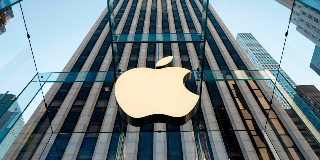 Россия оштрафовала Apple на 12 миллионов долларов за предполагаемое злоупотребление доминированием в магазине приложений