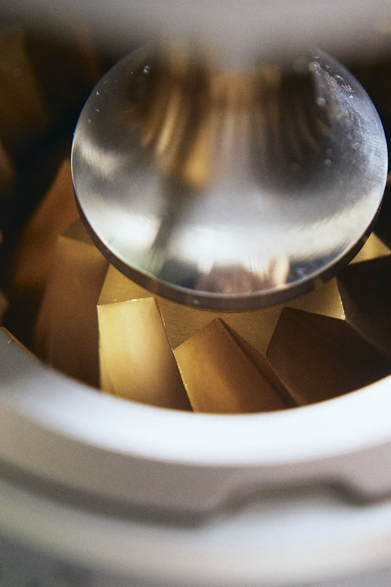 er 1,650 USD HG2 Coffee Grinder Hypebeast