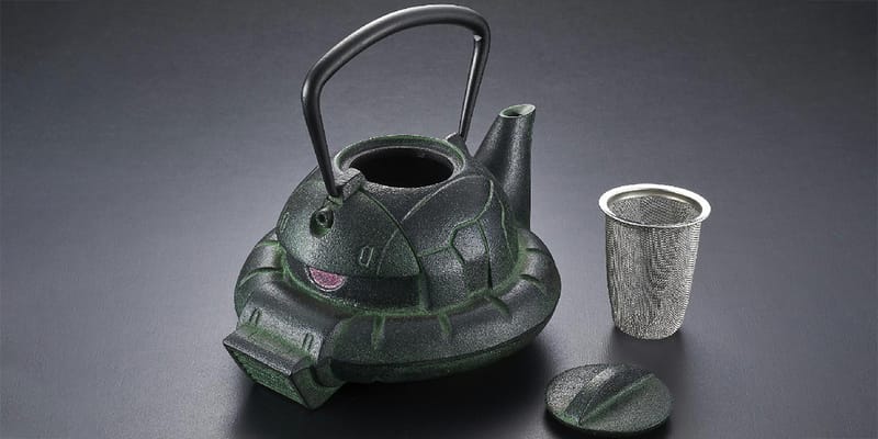 【鋳型】アンティーク　鉄製焼き型　レトロ Zaku Gundam Premium Bandai Nanbu Tekki Kettle Release | Hypebeast