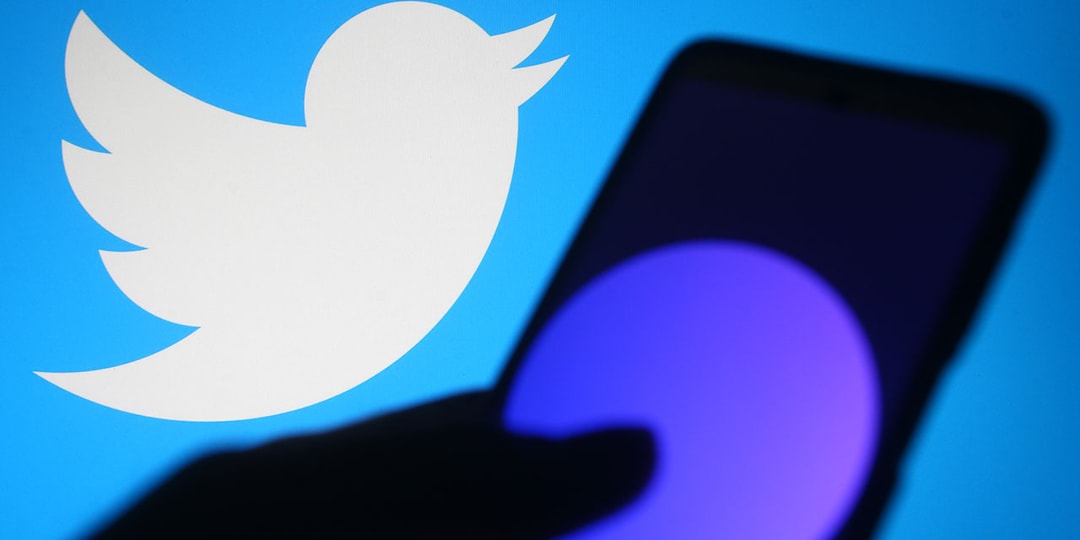 Twitter теперь позволяет любому, у кого более 600 подписчиков, вести онлайн-чат в Spaces