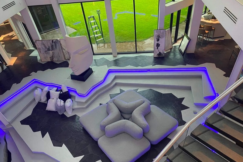 Sotheby's Realty Houston, Texas Darth Vader House Listing Hypebeast