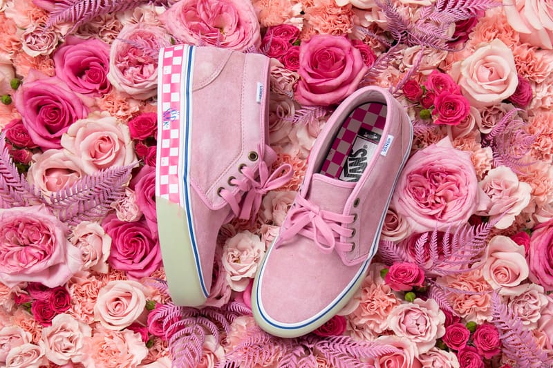 Vans with hot sale roses journeys