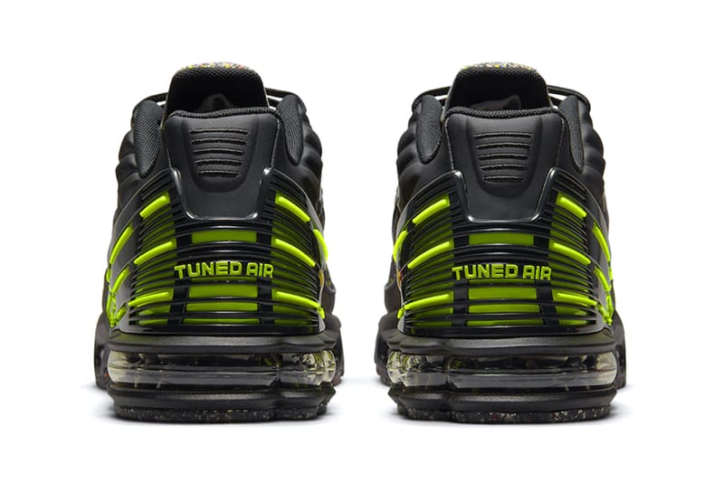 Black lime green and hotsell orange air max plus