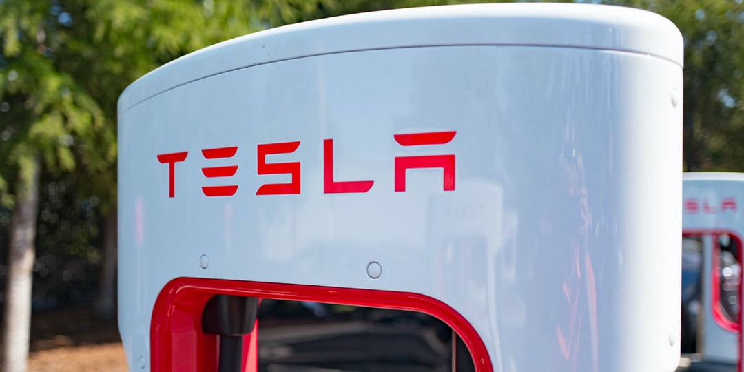 Норвегия оштрафовала Tesla на 16 000 долларов США за каждого клиента за регулирование скорости зарядки аккумуляторов