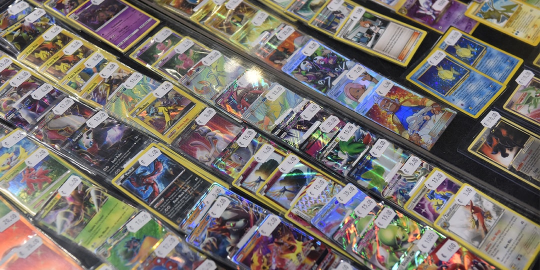Вспыхивает хаос: покупатели Walmart спешат за карточками с покемонами