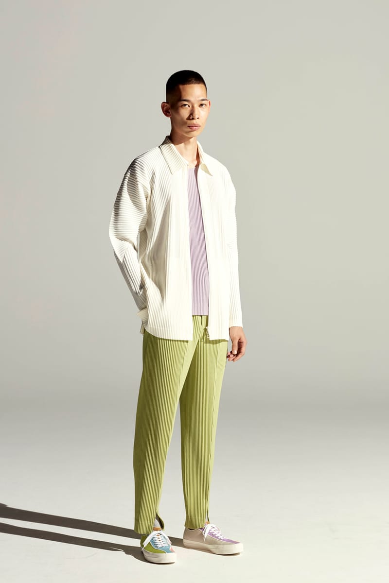 HOMME PLISSÉ ISSEY MIYAKE SS22 