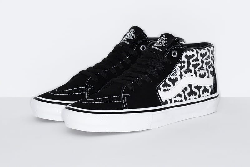 Supreme vans black and on sale white