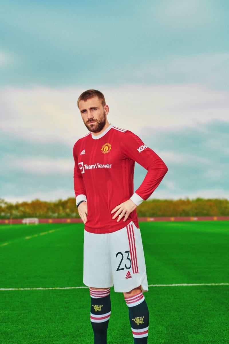 Man u deals new kits 2021