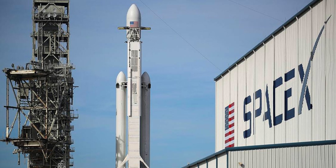 SpaceX Илона Маска собирается запустить первый рекламный щит в космос