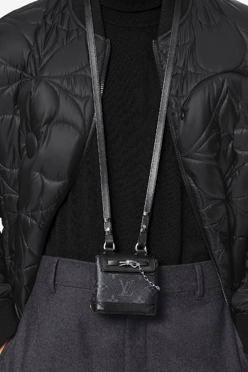 小物 LOUIS VUlTTON LOUIS VUITTON Monogram Playground Vertical Trunk Wearable