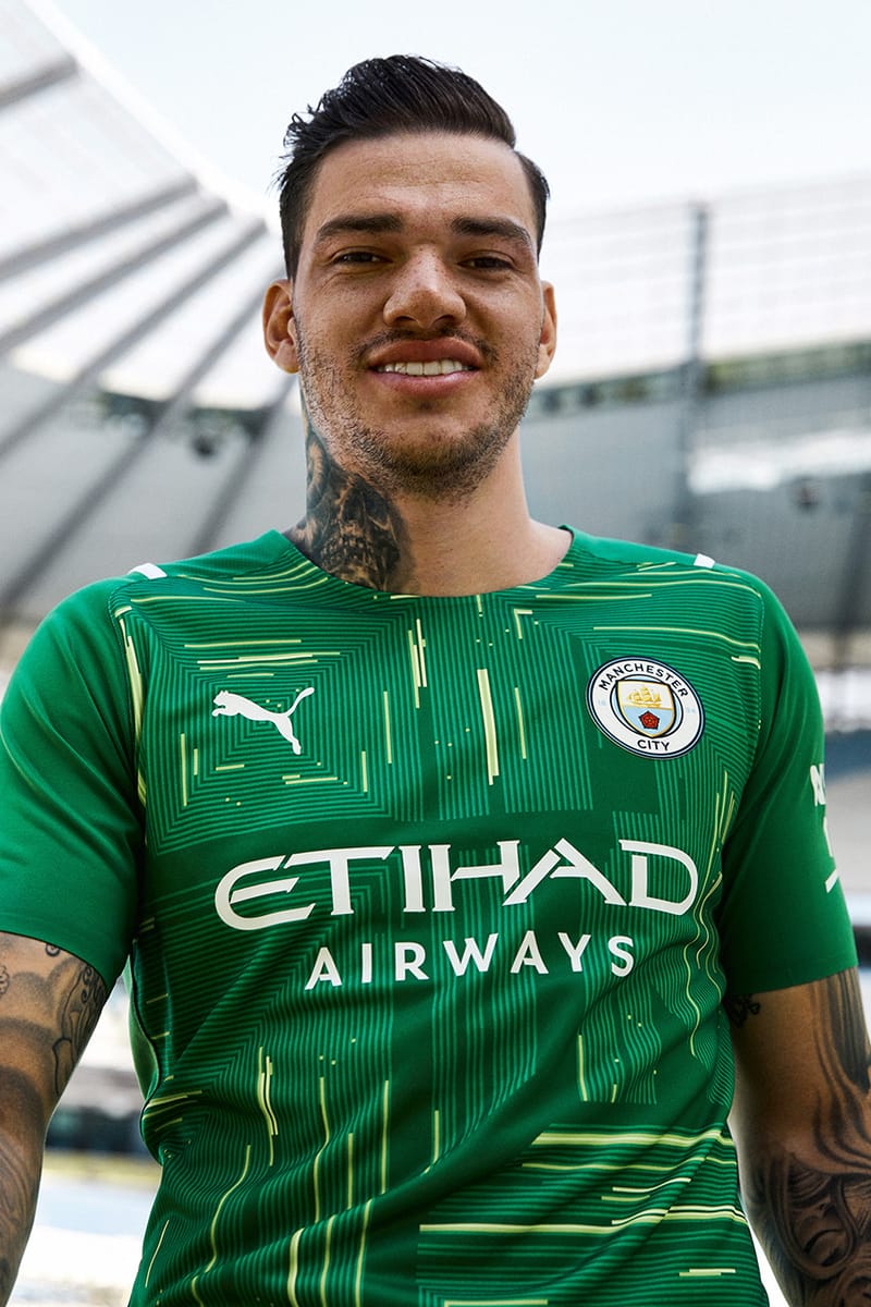 Man city green kit online