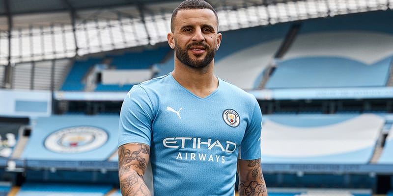 2022マンチェスター・シティHOME Official Kids Manchester City Apparel & Merchandise | DAZN