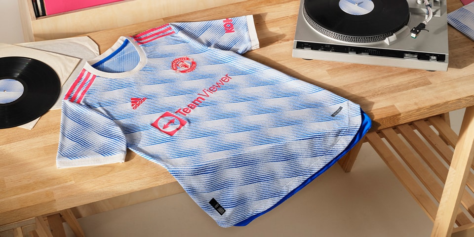 Manchester United Experiments With Optical Art For 2021/22 Away Kit