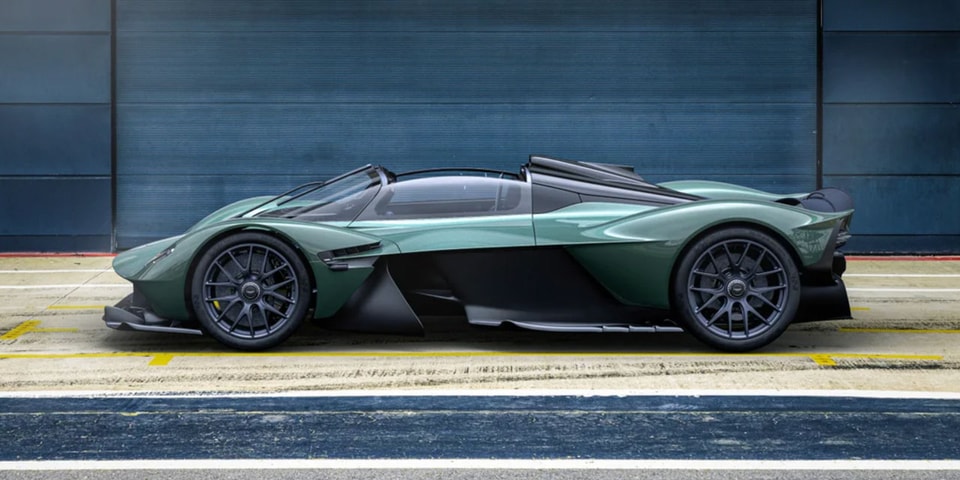 Aston martin valkyrie spider Aston martin valkyrie spider
