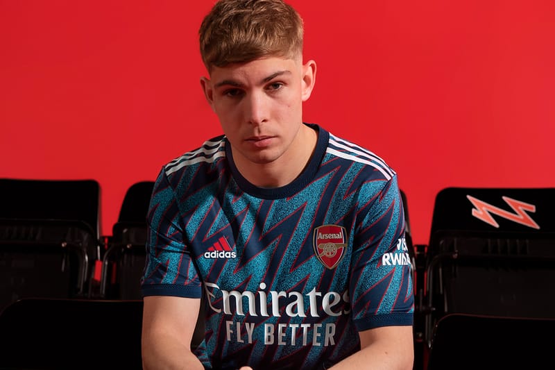 Arsenal new sales kit 2021