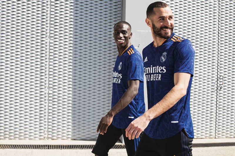 Real madrid sale training kit 2021