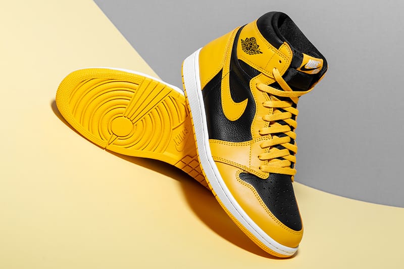 Jordan aj1 mid hot sale yellow and black