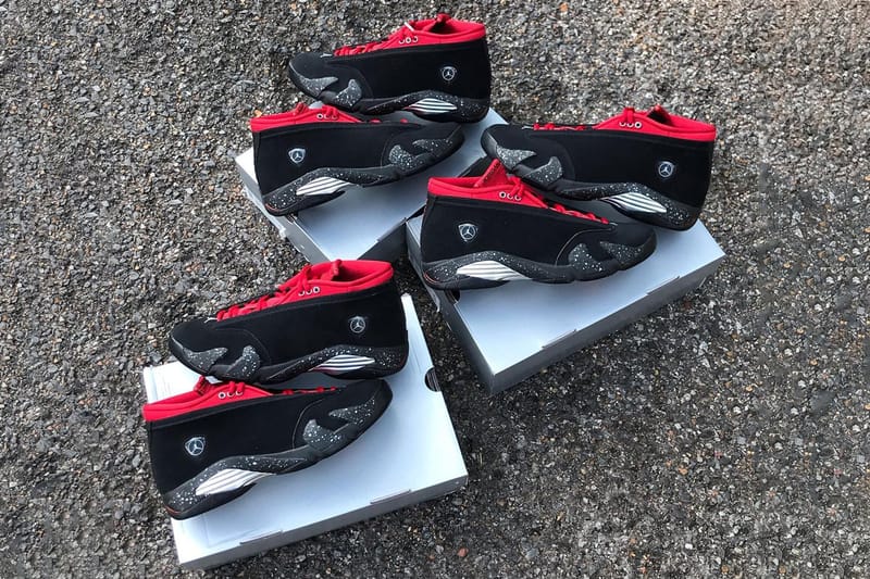 Retro 14s black deals and red