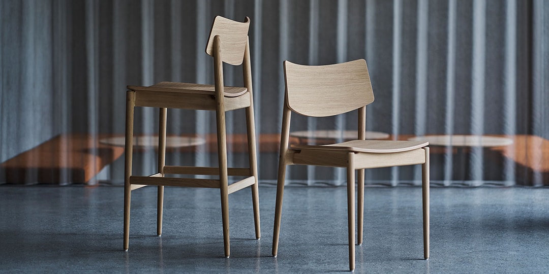 Каримоку создает кофейные стулья из синих бутылок по дизайну Кейджи Асидзавы