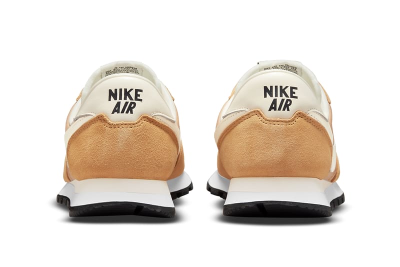 Nike air clearance pegasus 83 gold