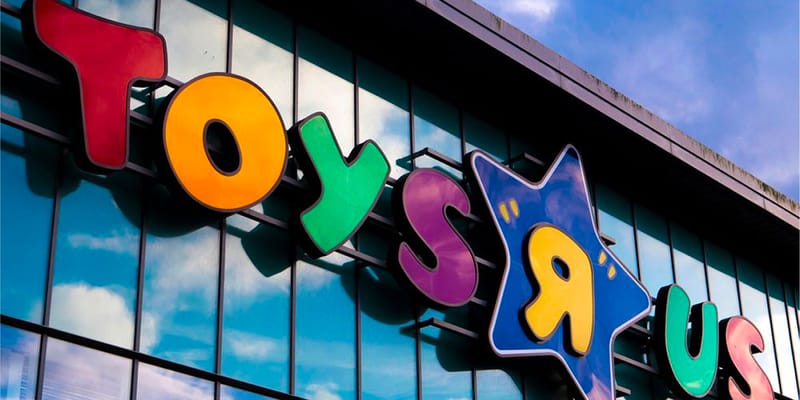 Toys R Us To Return To 400 Macy's Stores In 2022 | HYPEBEAST