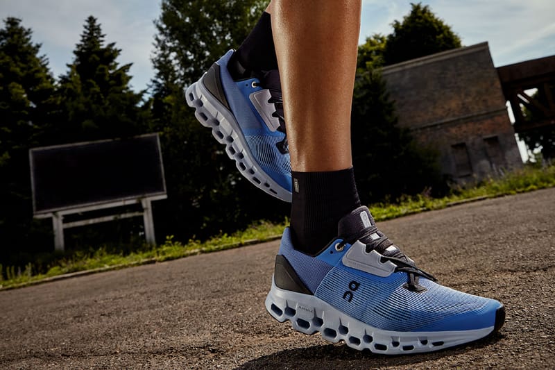 Under armour cloud deals shoes