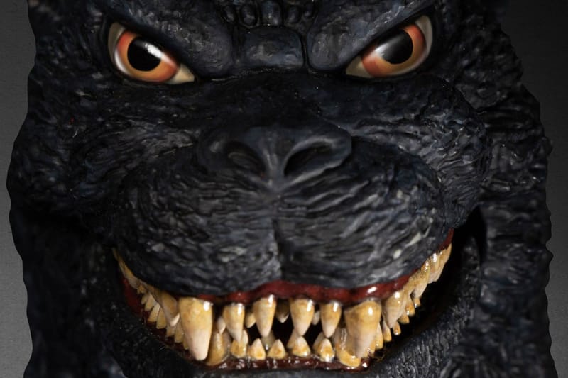 Mezco Toyz 18-inch ultimate-godzilla figure | Hypebeast