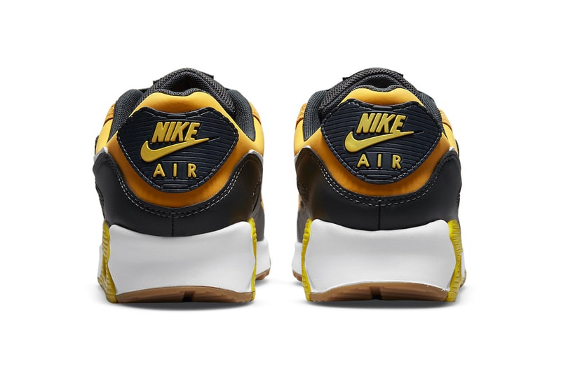 Nike Air Max 90 in 