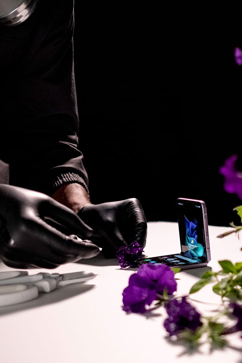 スマートフォン本体 flower Amazon.com: NXBNK for Galaxy Z Flip 6 Case, Soot Sprite Floral