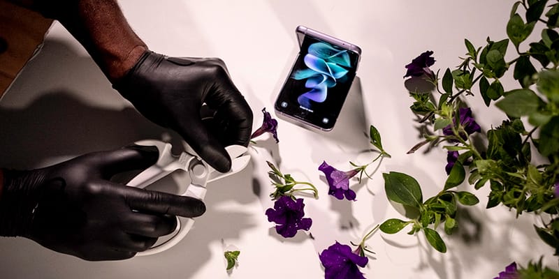 スマートフォン本体 flower Amazon.com: Changjia for Samsung Galaxy Z Flip 7 FE/Z Flip 6 Clear