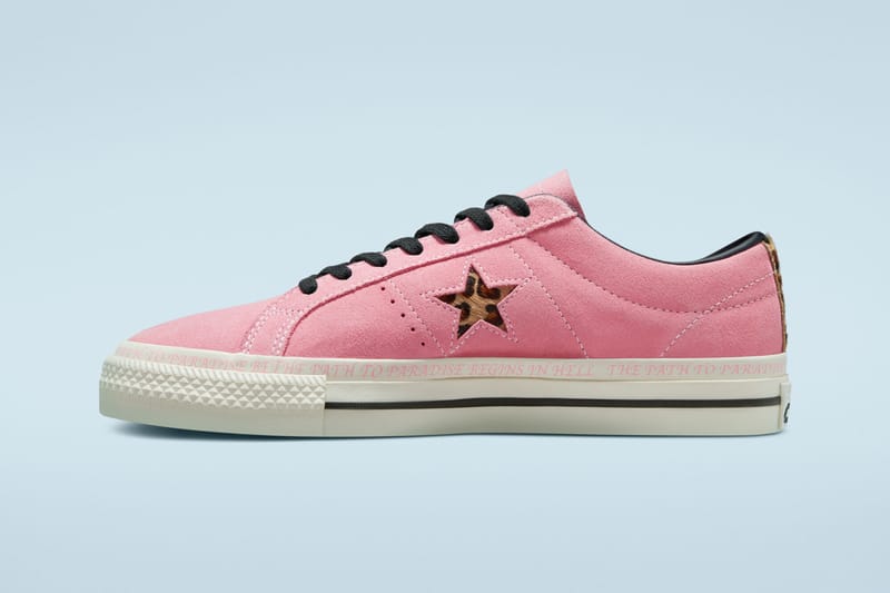 One star hotsell pink converse