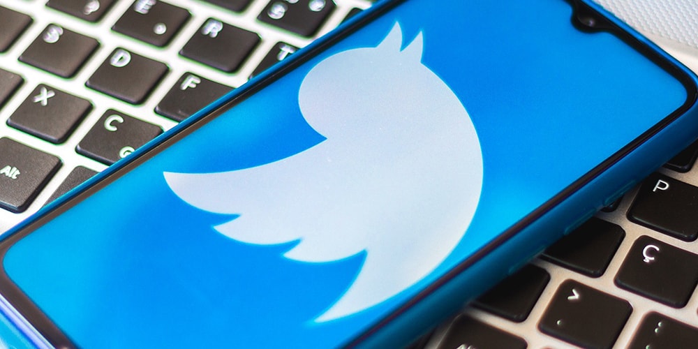 Twitter может позволить пользователям удалять твиты и удалять подписчиков