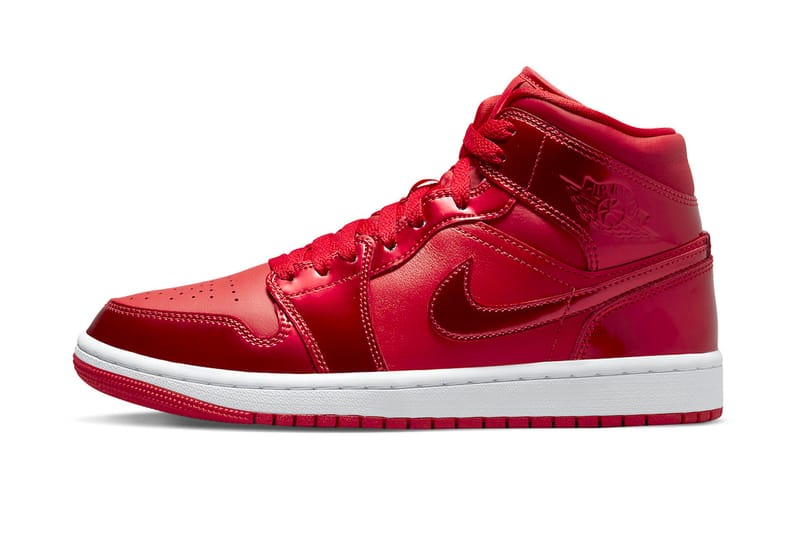 Jordan 1 mid university on sale red