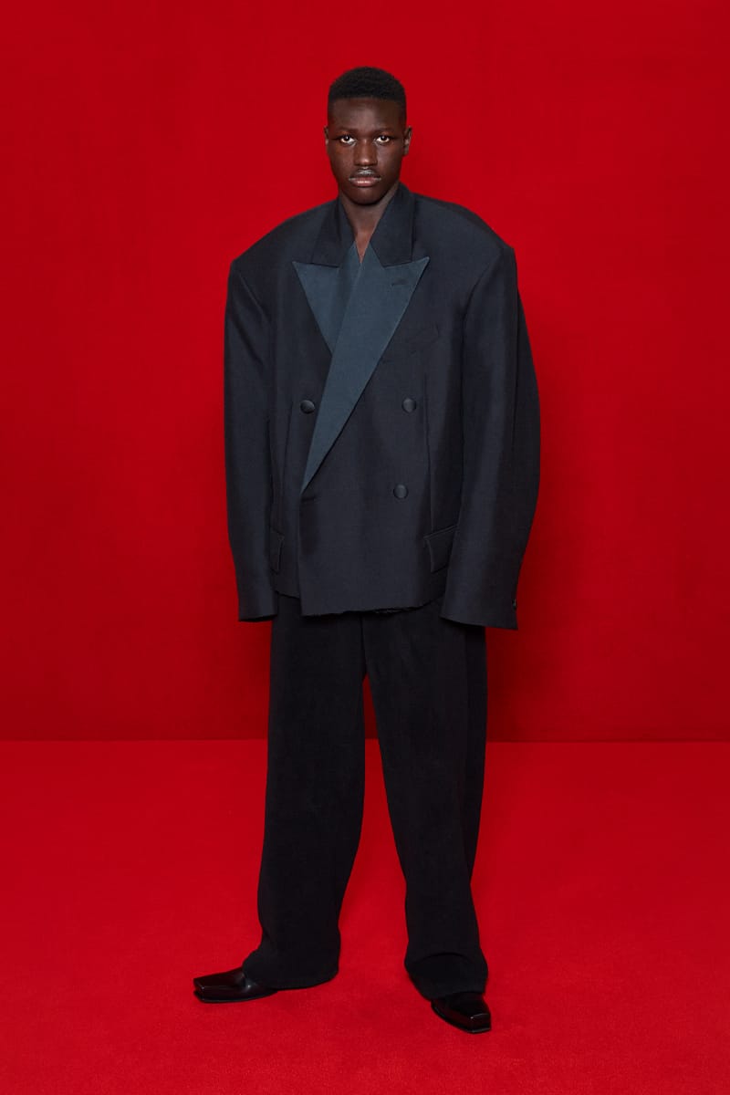 Balenciaga Spring/Summer 2022 Collection Lookbook | Hypebeast