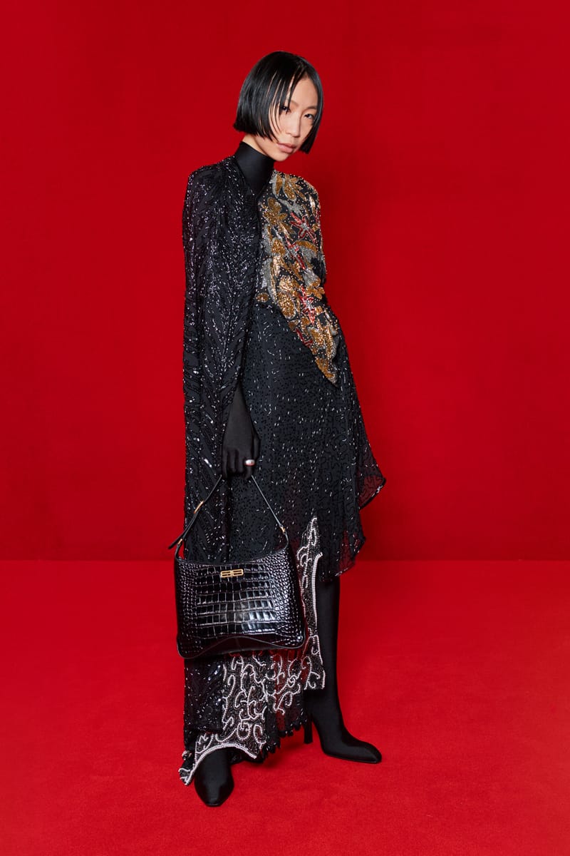 Balenciaga Spring/Summer 2022 Collection Lookbook | Hypebeast Balenciaga Spring/Summer 2022 Collection Lookbook | Hypebeast