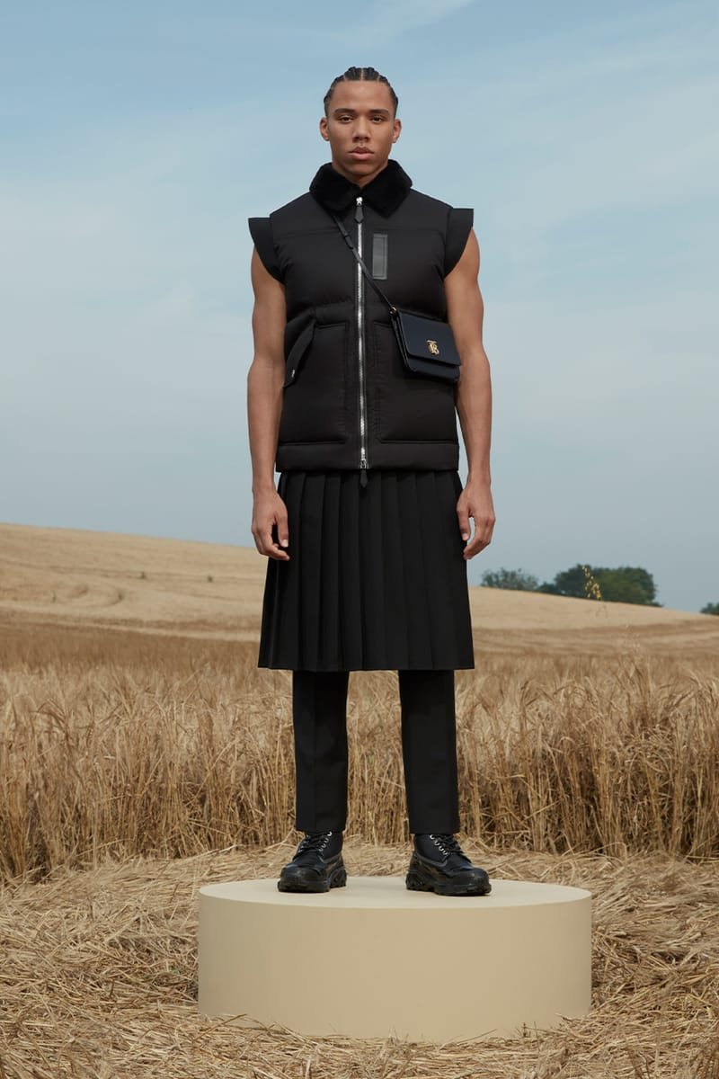 Burberry Fall/Winter 2021 Outerwear Looks Info | Hypebeast