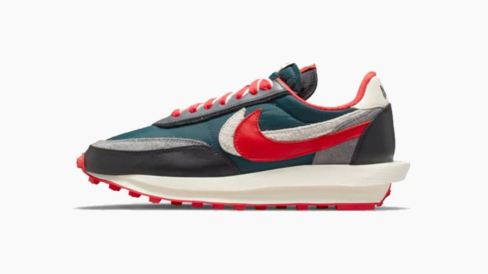 undefeated nike sacai