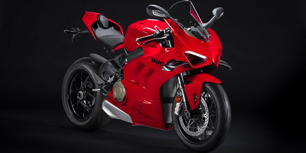 Ducati модернизирует Panigale V4 и V4 S к 2022 году