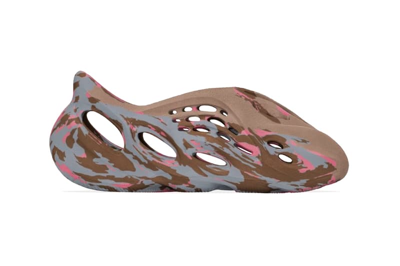 YEEZY Foam Runner "MX Sand Grey" Release Info HYPEBEAST