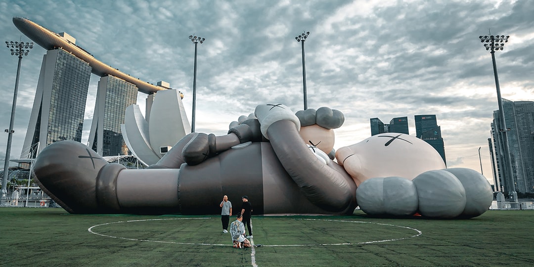 Сингапурская инсталляция «KAWS:HOLIDAY» вновь откроется
