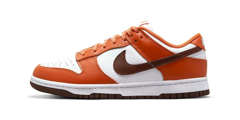 Nike Women's Dunk Low ESS 