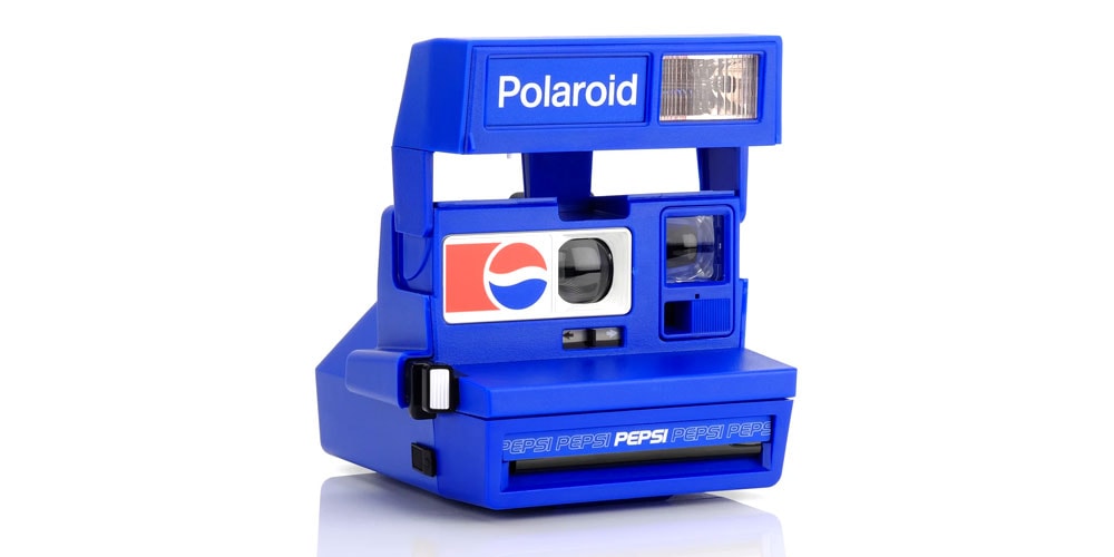 Retrospekt выпускает ностальгическую камеру мгновенной печати Pepsi x Polaroid