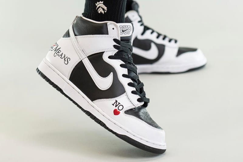 Black and white shop nike dunks high