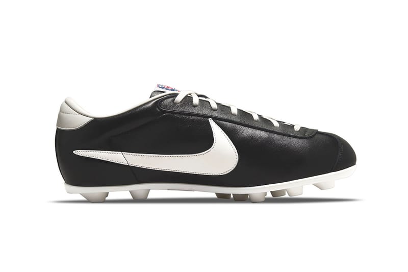 Leather nike 2025 football boots